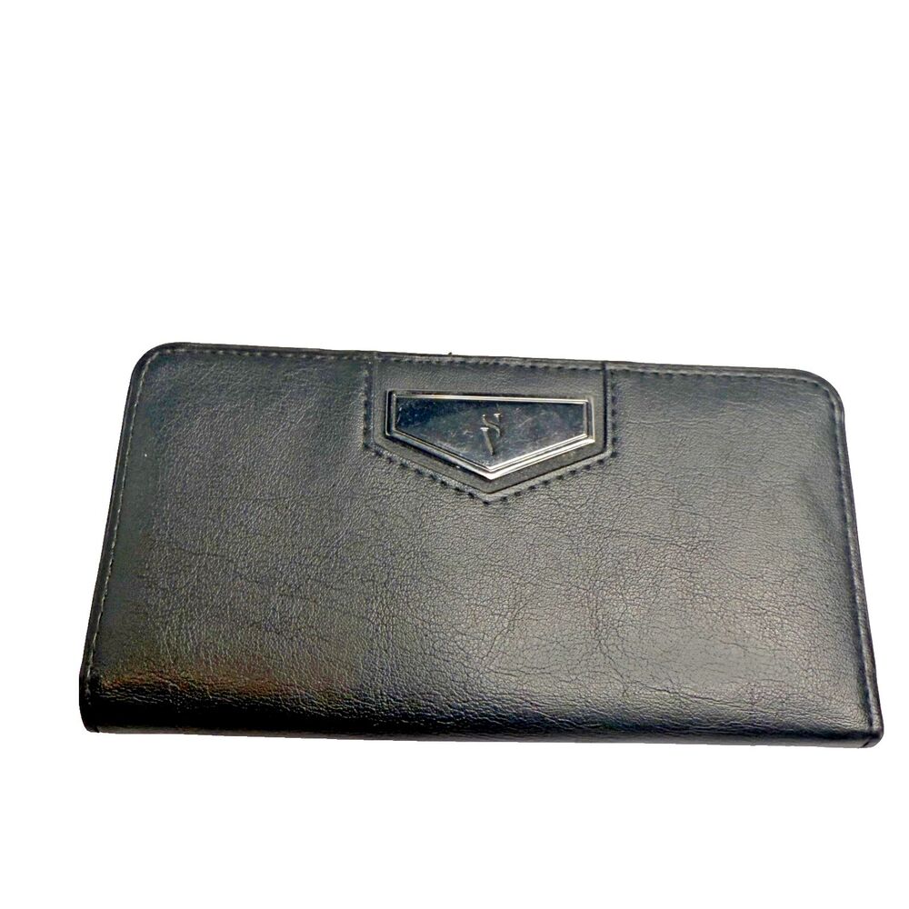 Simply Vera Wallet Black Snap Closure Signature Wallet 3.5"H X 7"L